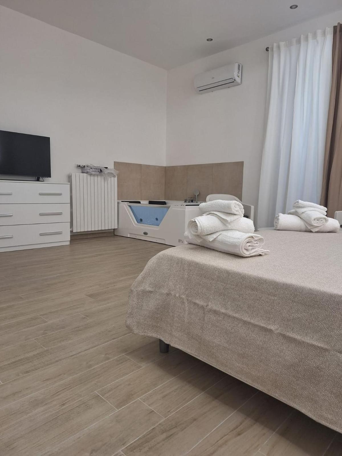 Bed E Suite Domar Brindisi Extérieur photo