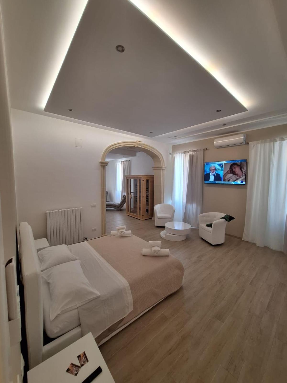 Bed E Suite Domar Brindisi Extérieur photo