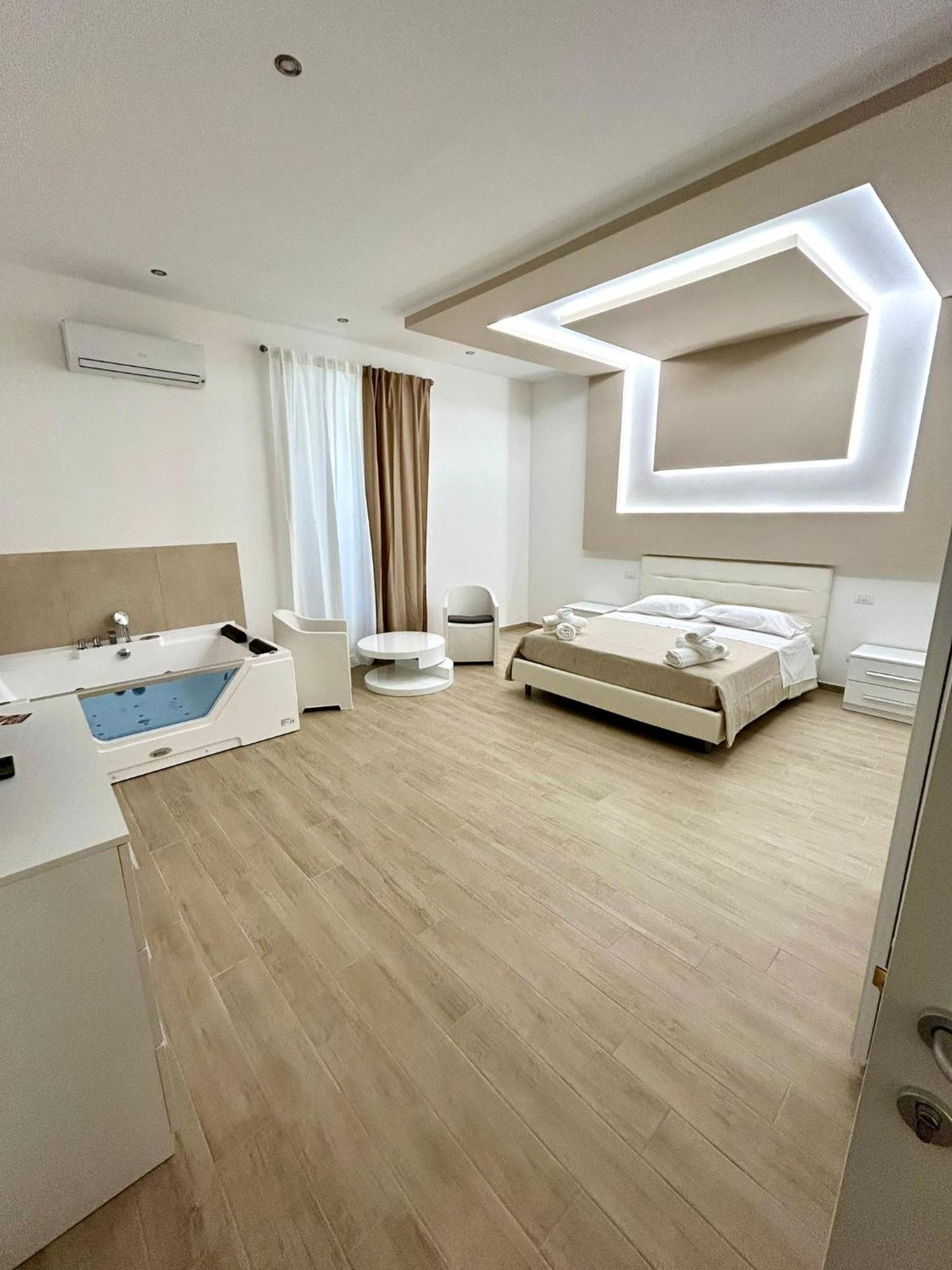 Bed E Suite Domar Brindisi Extérieur photo